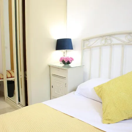 ☆The Peaceful Valencia Homestay☆ W/ Terrace⌘Parking⌘Bbq Esterno foto