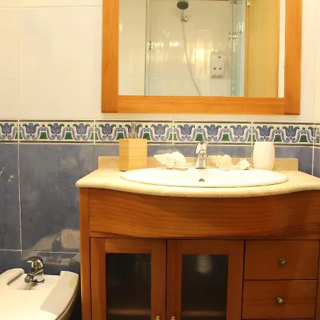 ☆The Peaceful Valencia Homestay☆ W/ Terrace⌘Parking⌘Bbq Esterno foto