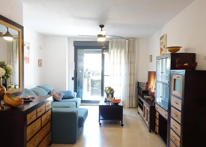 ☆The Peaceful Valencia Homestay☆ W/ Terrace⌘Parking⌘Bbq